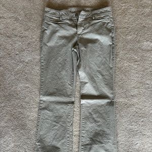 Low rise trousers
